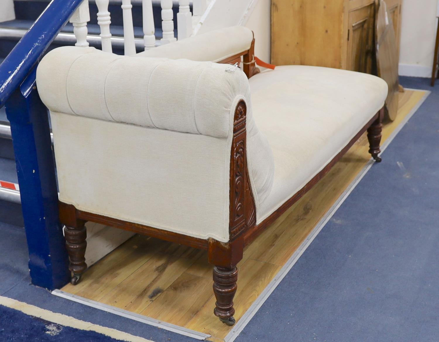 A late Victorian upholstered chaise longue, length 170cm, depth 65cm, height 81cm - Image 4 of 4