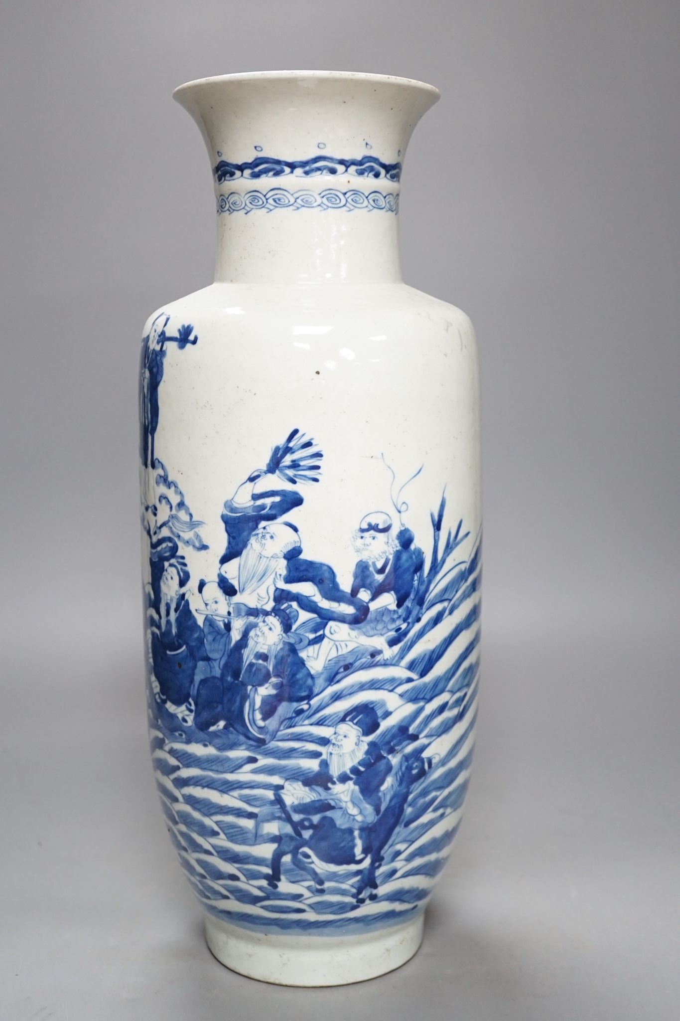 A Chinese blue and white rouleau vase, 42 cm - Image 2 of 5