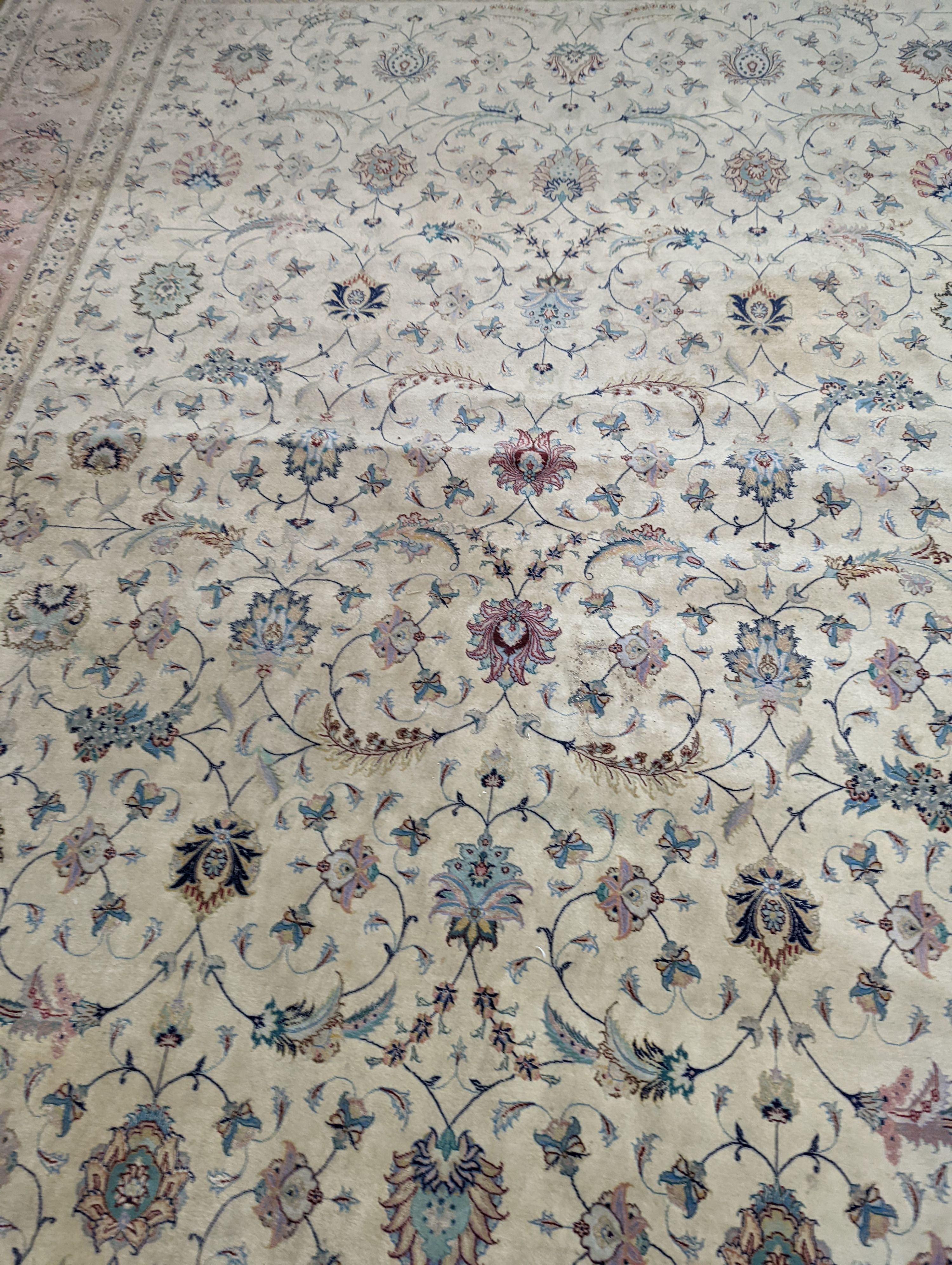 A Persian Tabriz ivory ground carpet, 410 x 300 - Image 6 of 10