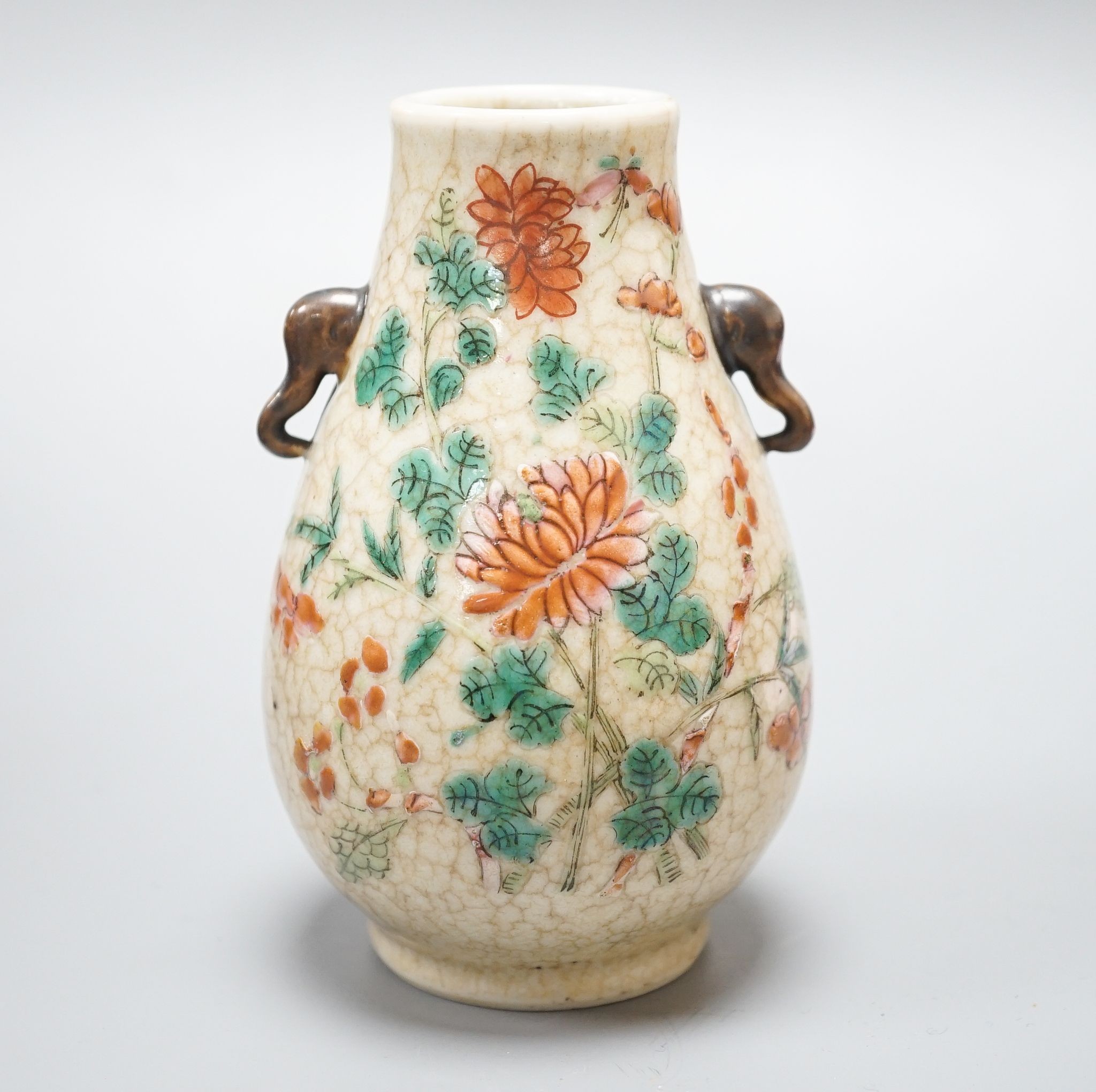 Small Japanese crackle glazed vase 13cm