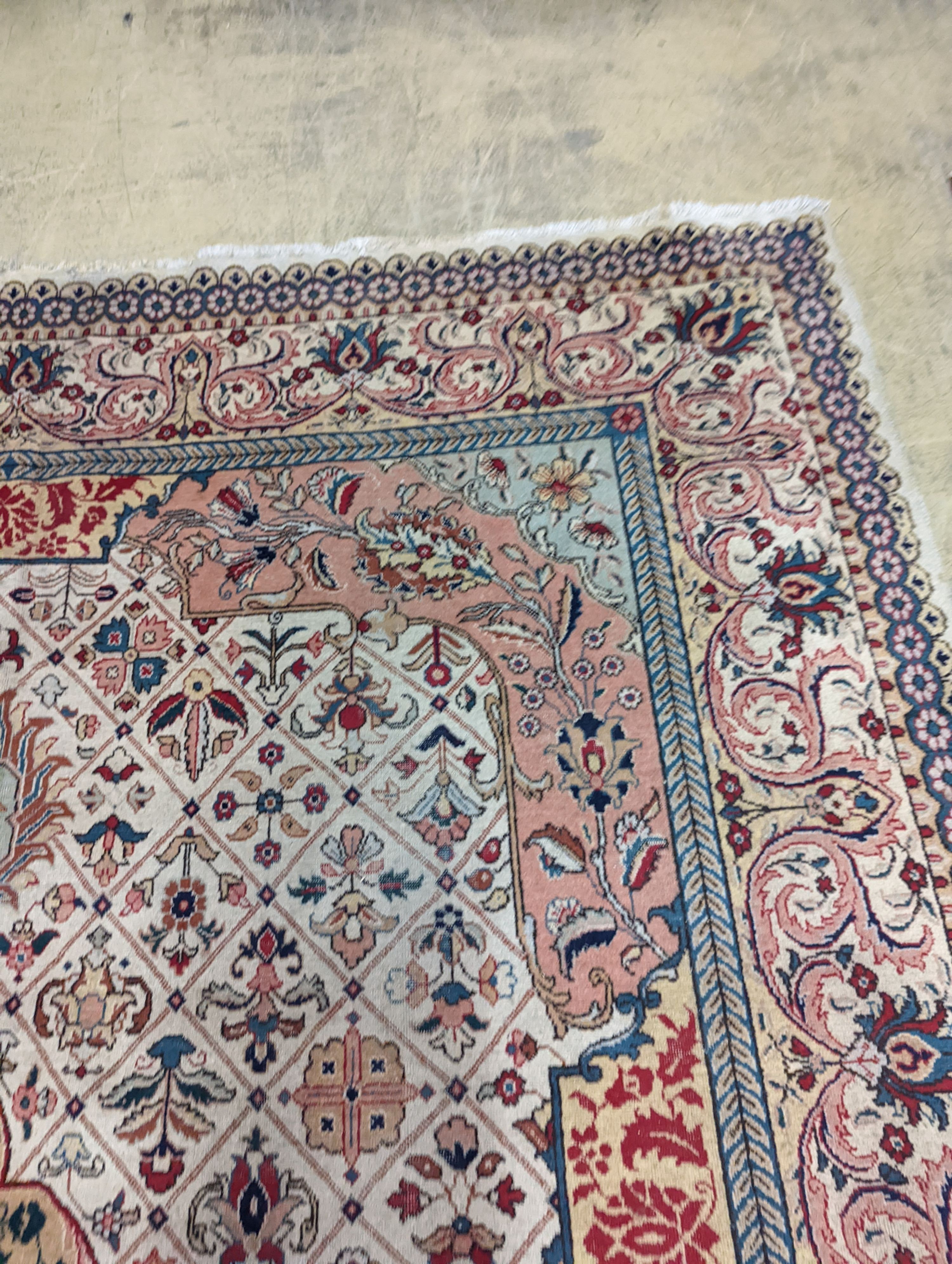 A Tabriz ivory ground carpet, 425 x 306cm - Image 10 of 10