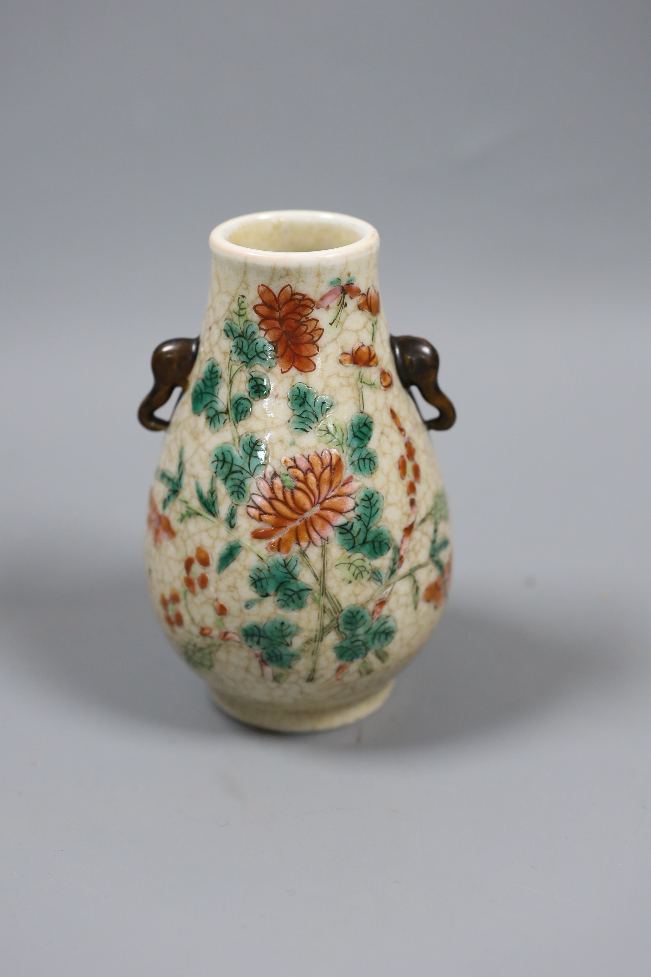 Small Japanese crackle glazed vase 13cm - Image 2 of 4