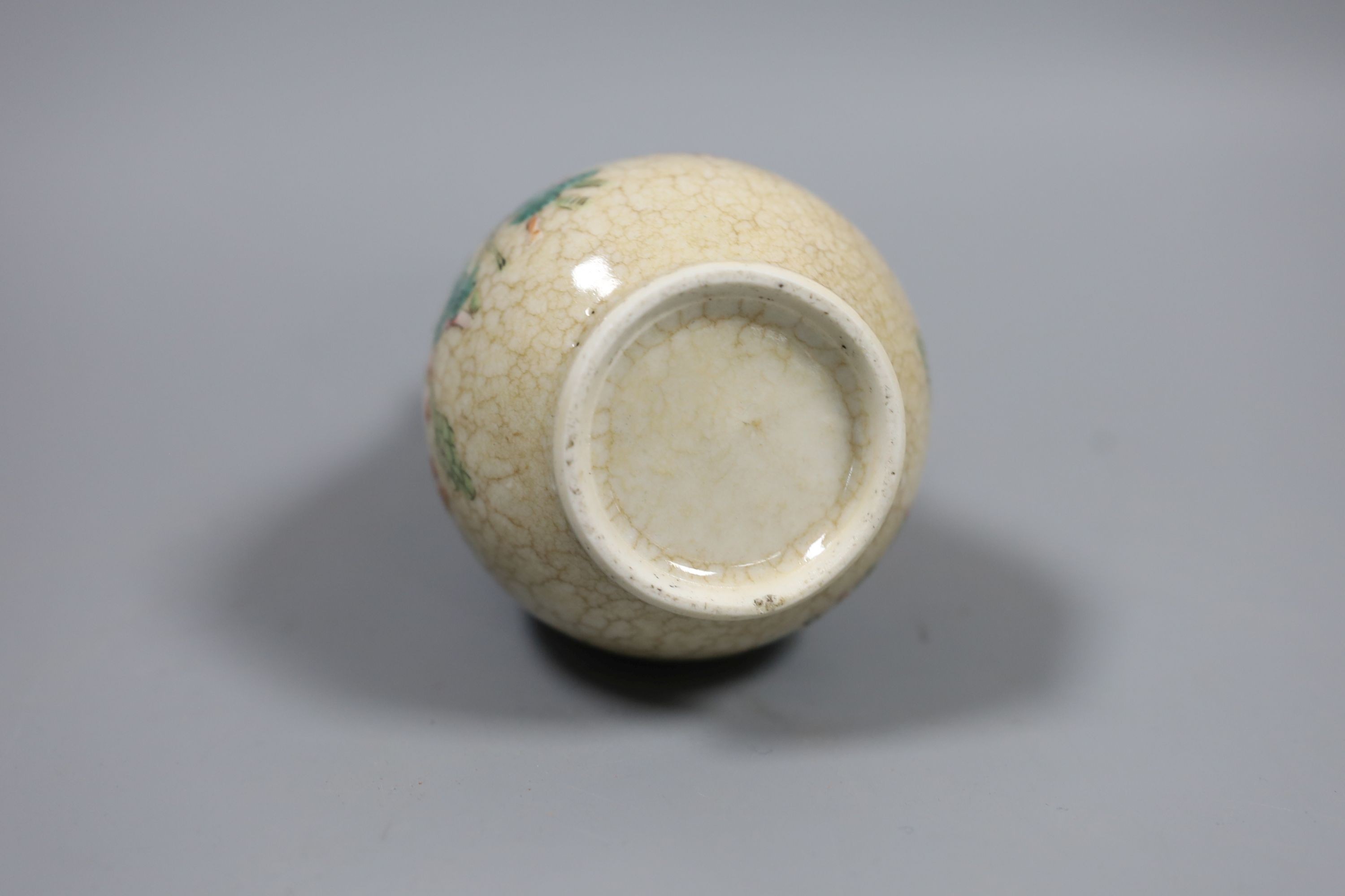 Small Japanese crackle glazed vase 13cm - Image 4 of 4