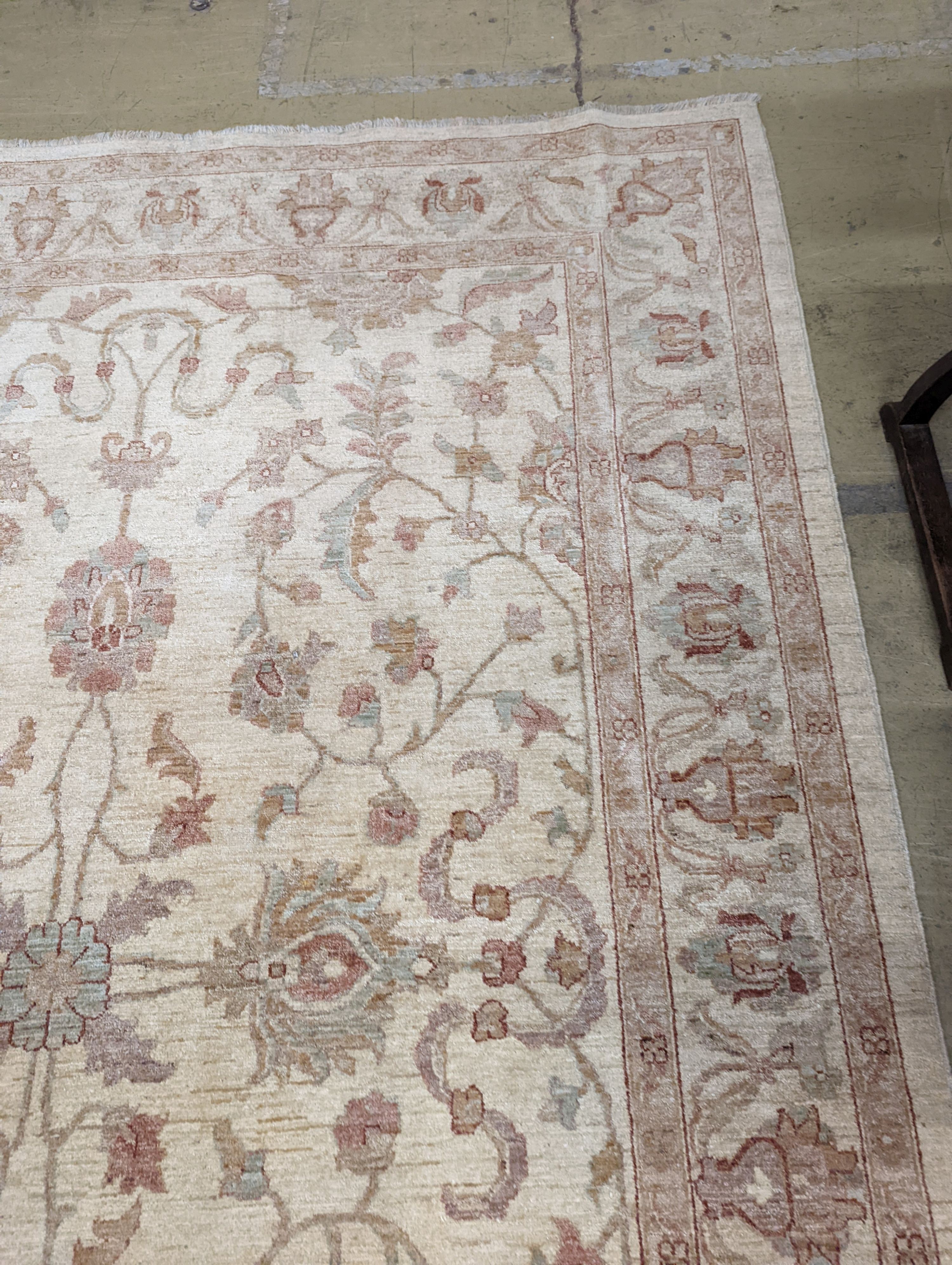An Afghan Zeigler carpet, 300 x 212cm - Image 4 of 5