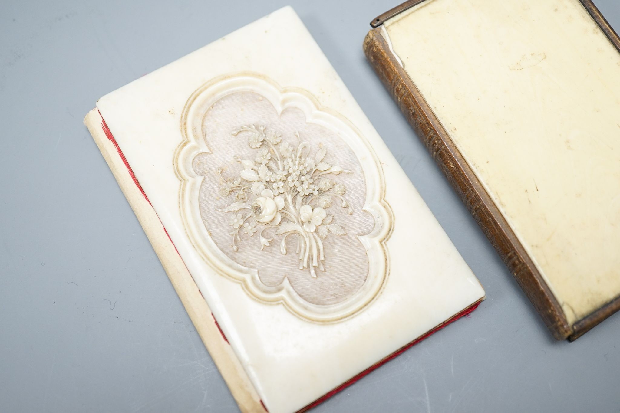 A carved ivory card case and an ivory-bound church missal,Card case 10 cms high. - Image 2 of 4