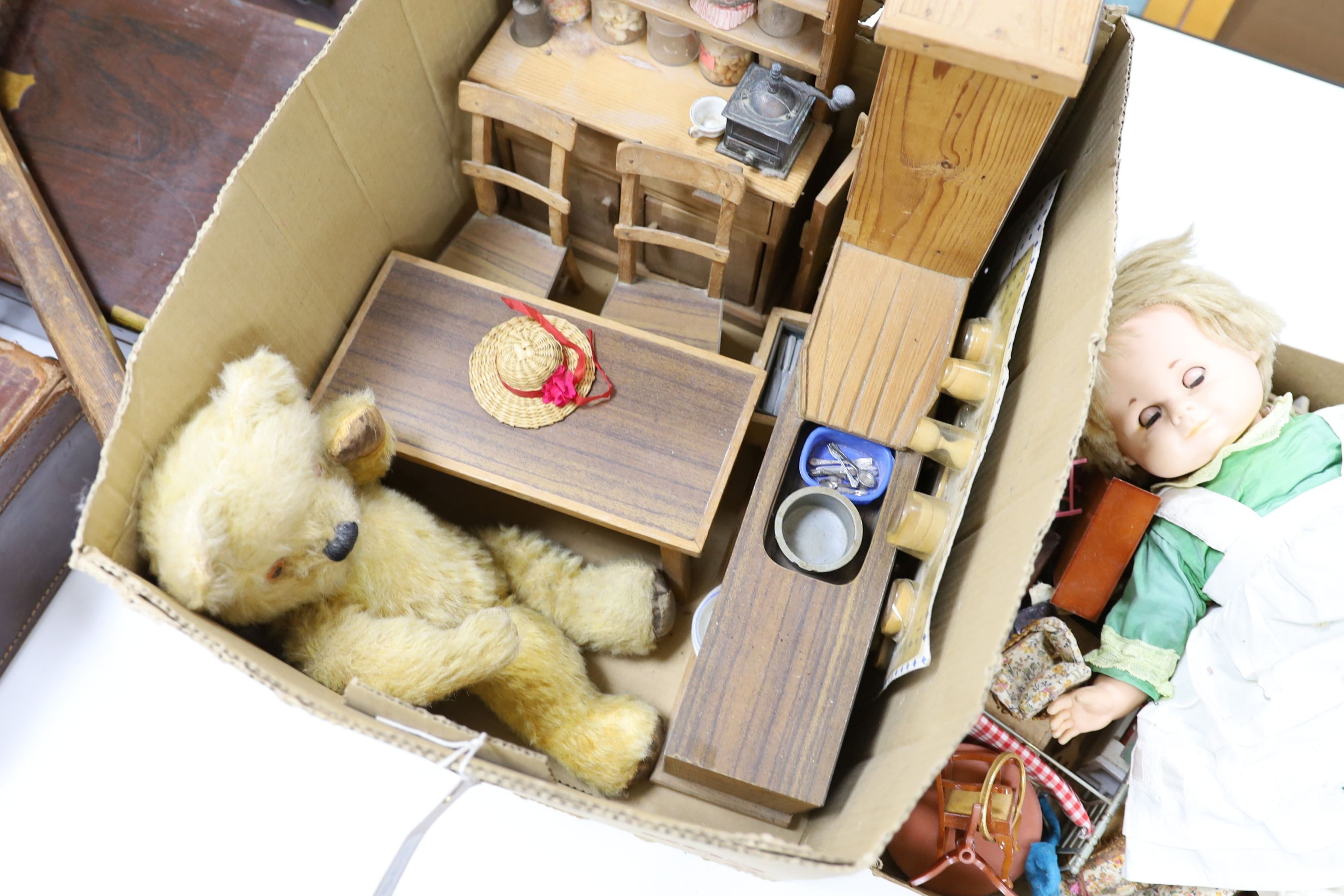 Dolls house contents and soft toys - Image 4 of 5