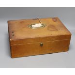 Tan leatherette box with Bramah lock 41cm