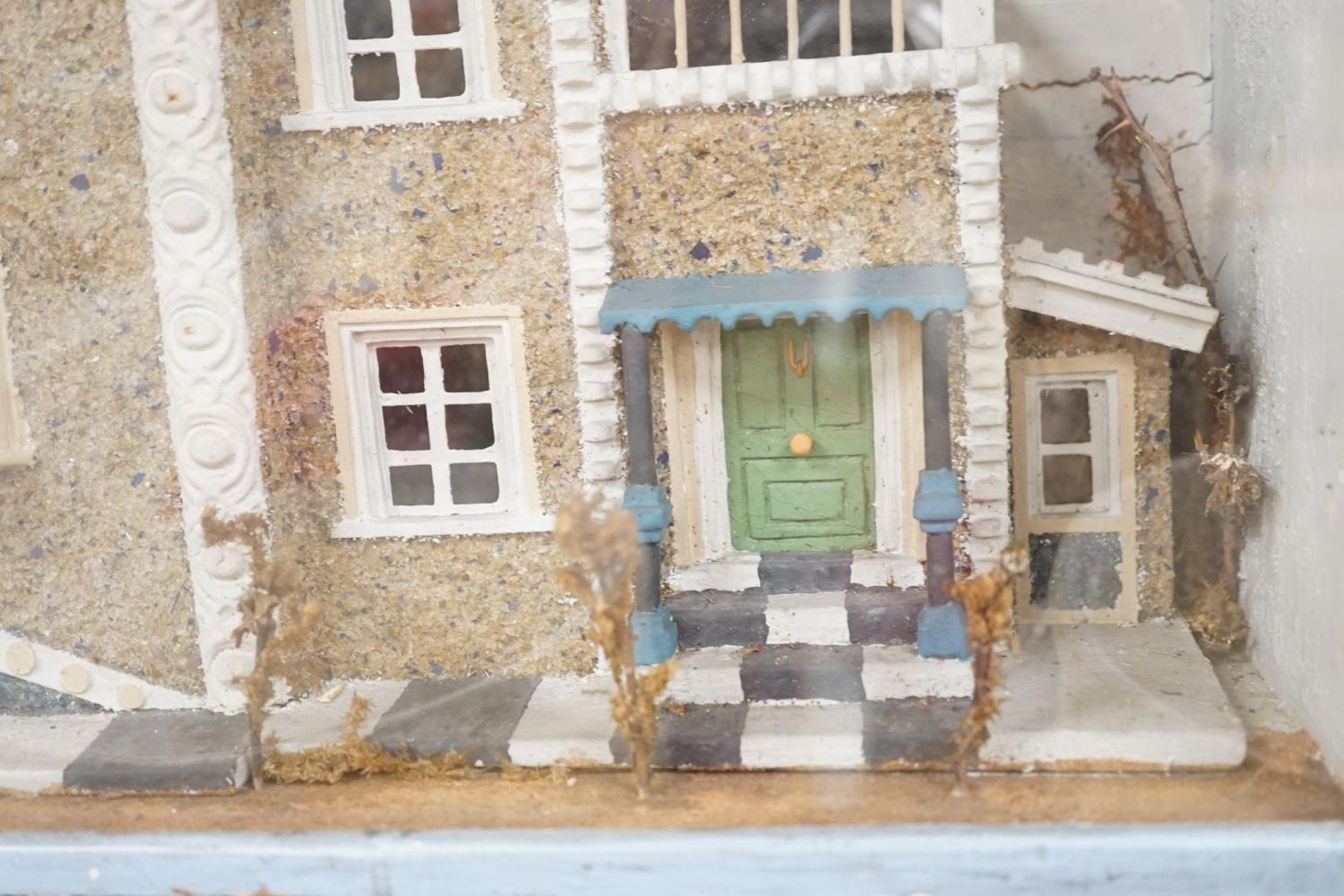 A diorama of a country house, case 63 cm wide - Image 5 of 7
