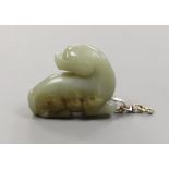 A Chinese carved jade lion-dog 5.5cm