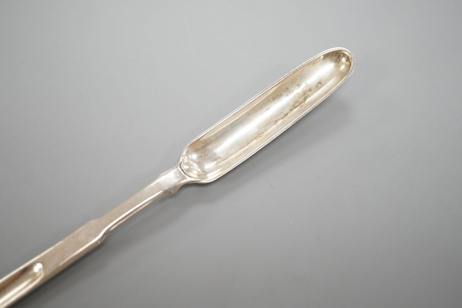 A George III silver marrow scoop, with engraved crest, Peter & William Bateman, London, 1810, 24. - Image 2 of 6