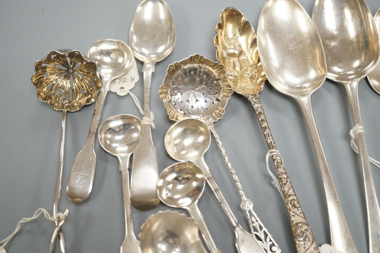 A small collection of 18th century and later silver flatware, including a table spoon by Thomas - Image 2 of 5