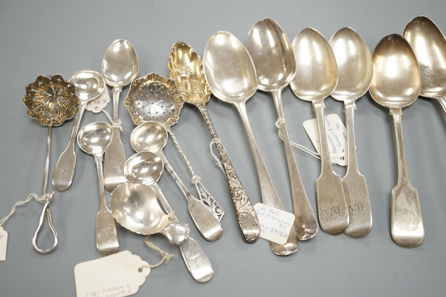 A small collection of 18th century and later silver flatware, including a table spoon by Thomas - Image 5 of 5