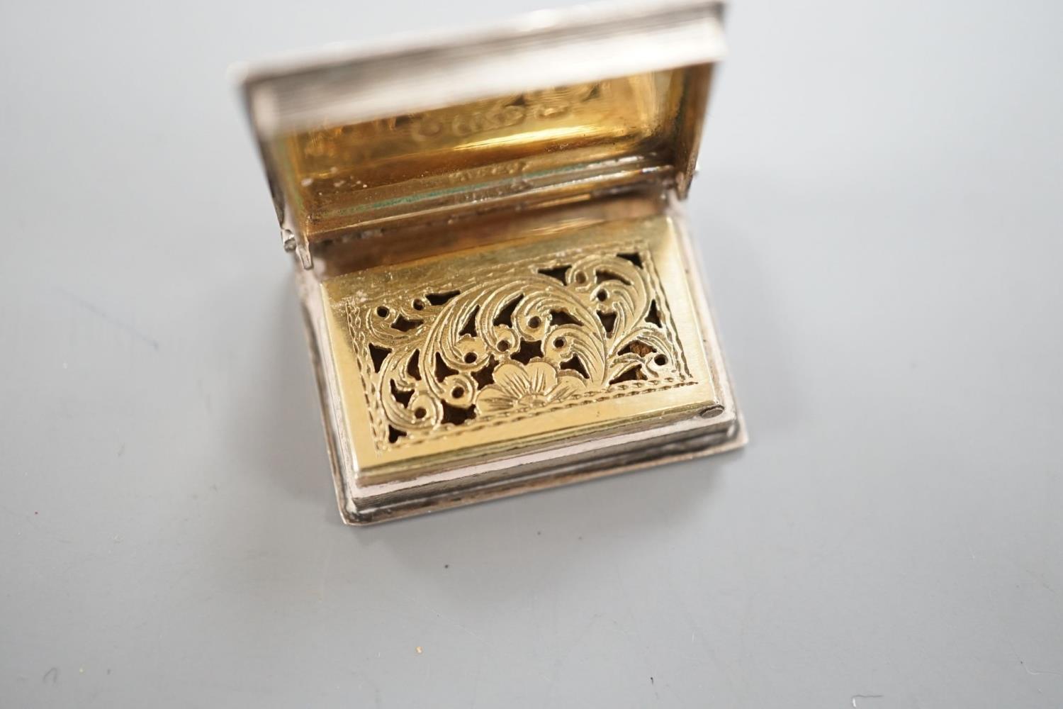 An early Victorian novelty silver vinaigrette, modelled as a book, Taylor & Perry, Birmingham, 1838, - Image 5 of 7