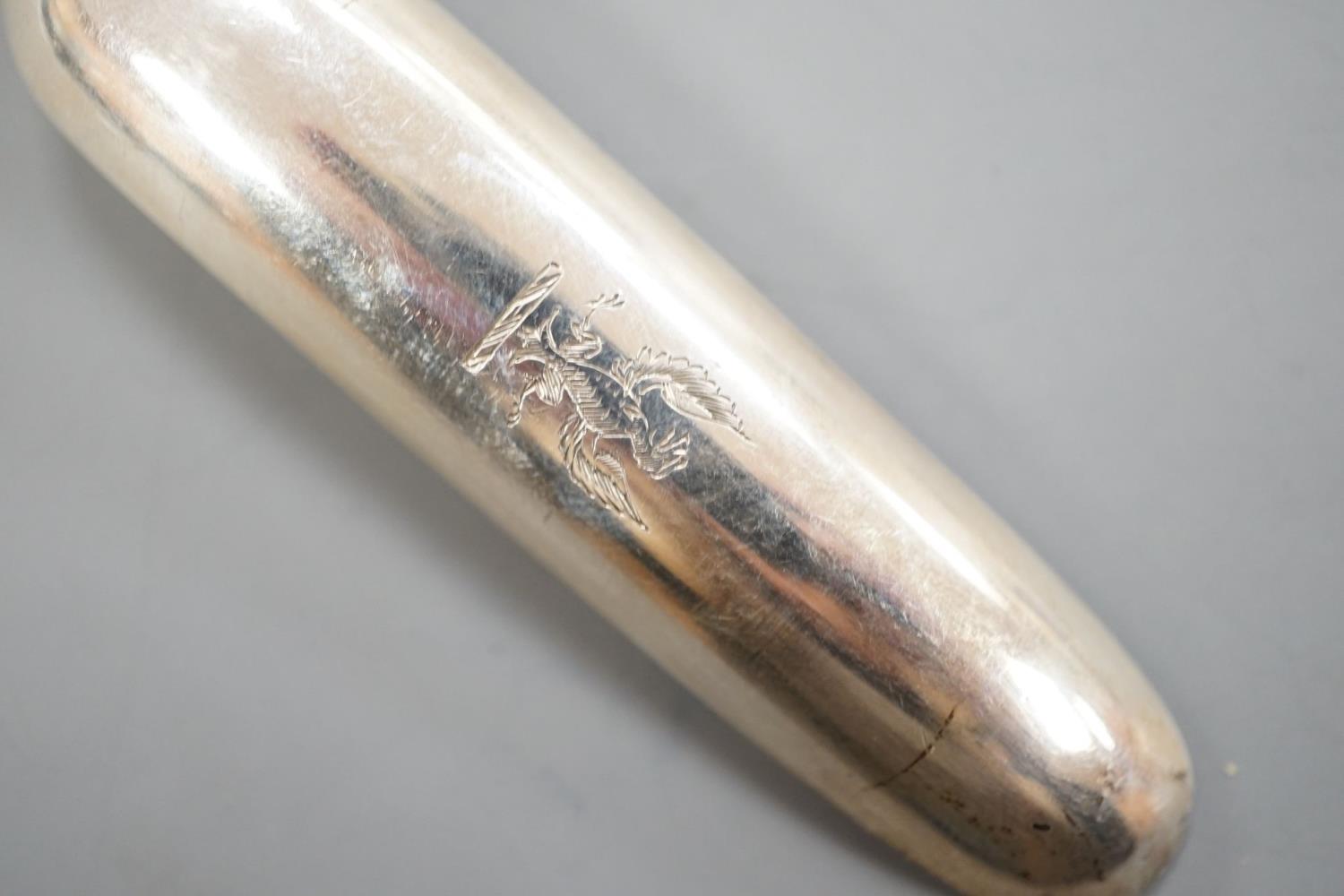 A George III silver marrow scoop, with engraved crest, Peter & William Bateman, London, 1810, 24. - Image 6 of 6