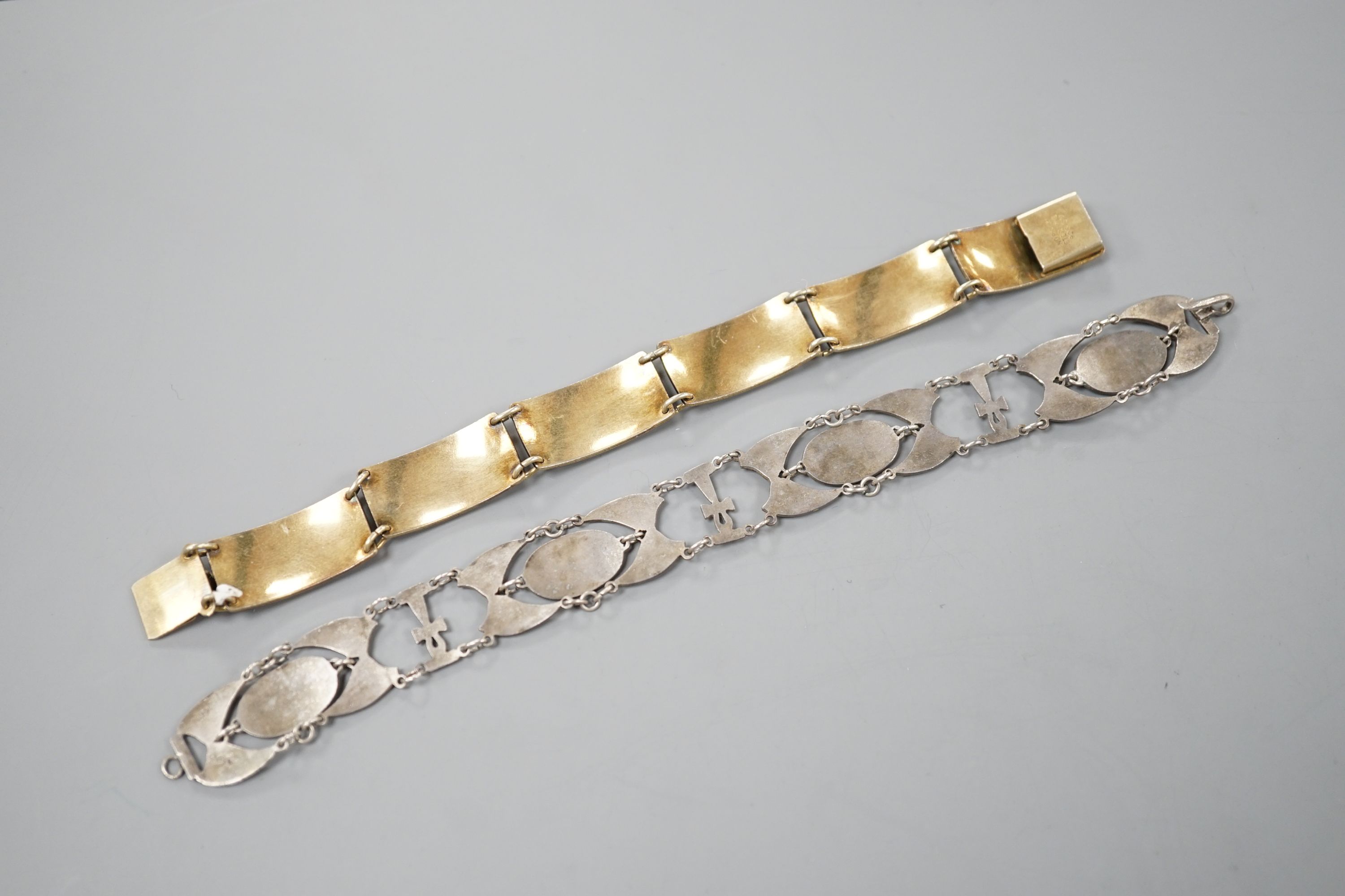 A Norwegian sterling and enamel floral bracelet, 16cm and one other 800 white metal and enamel - Image 17 of 17