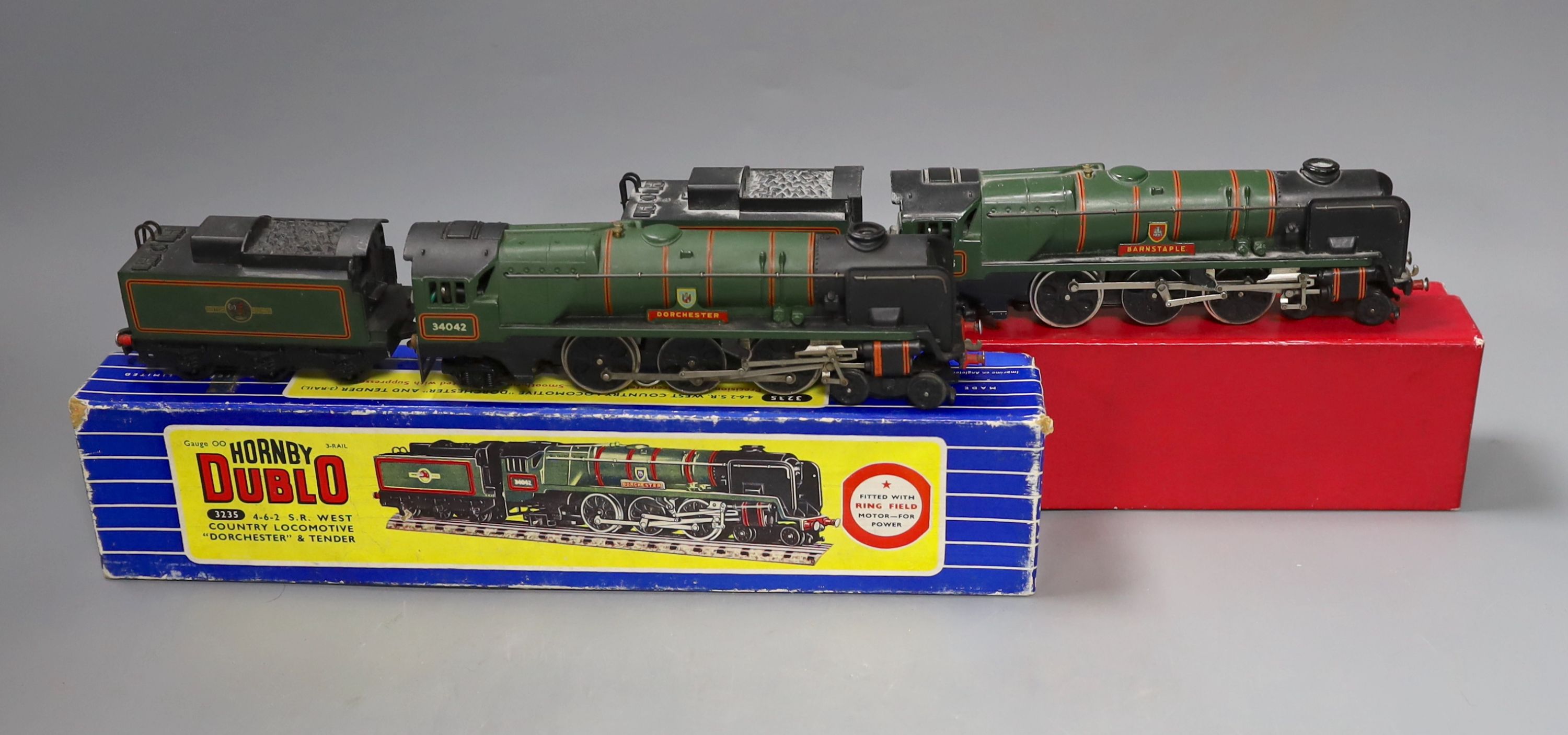Two Hornby Dublo locomotives and tenders – 3235 4-6-2 S.R. West Country locomotive Dorchester and