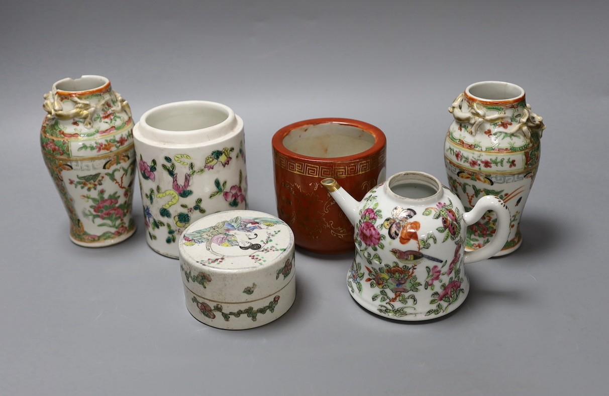 A group of Chinese famille rose vases and jars, a box and cover and a teapot, 19th/20th century,Pair - Image 4 of 8
