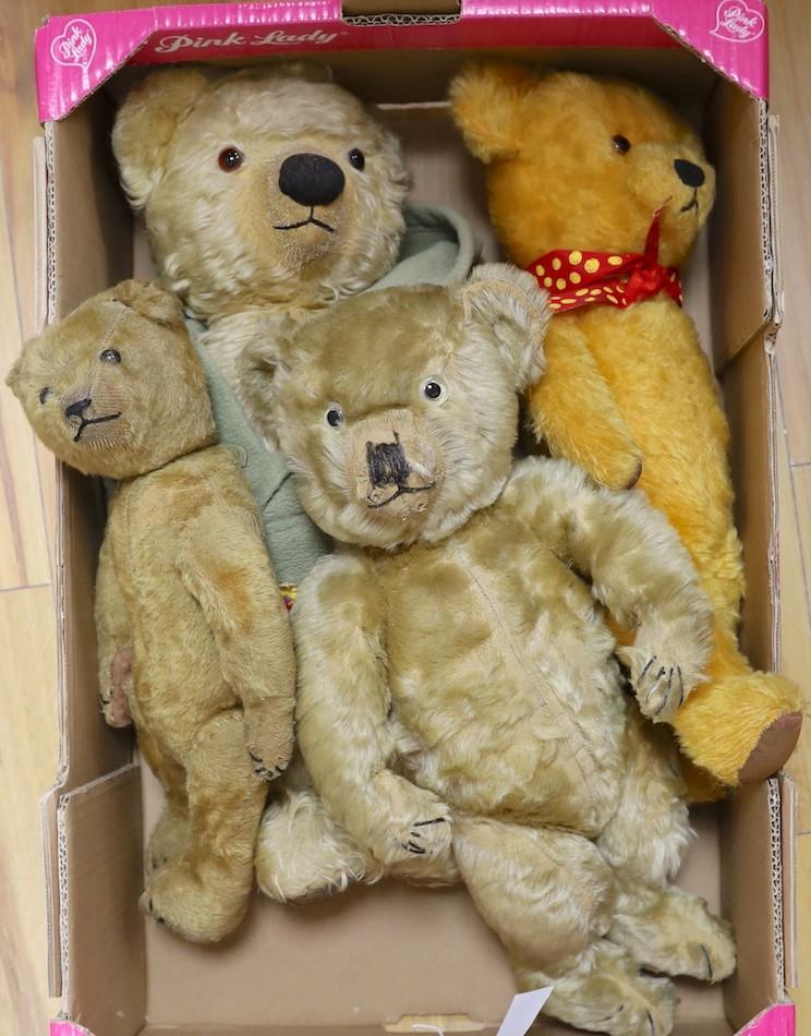 A Chad Valley and a Chiltern Hair Loss and English Teddy Bear and Early Bear circa 1915 - Image 2 of 2