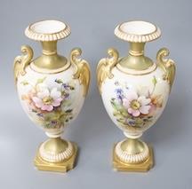 A pair of Royal Worcester flower painted vases, signed Cole 17cm - Image 2 of 5