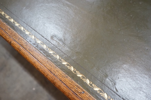 A Victorian light oak pedestal desk, fitted nine small drawers, width 120cm, depth 59cm, height - Image 4 of 4