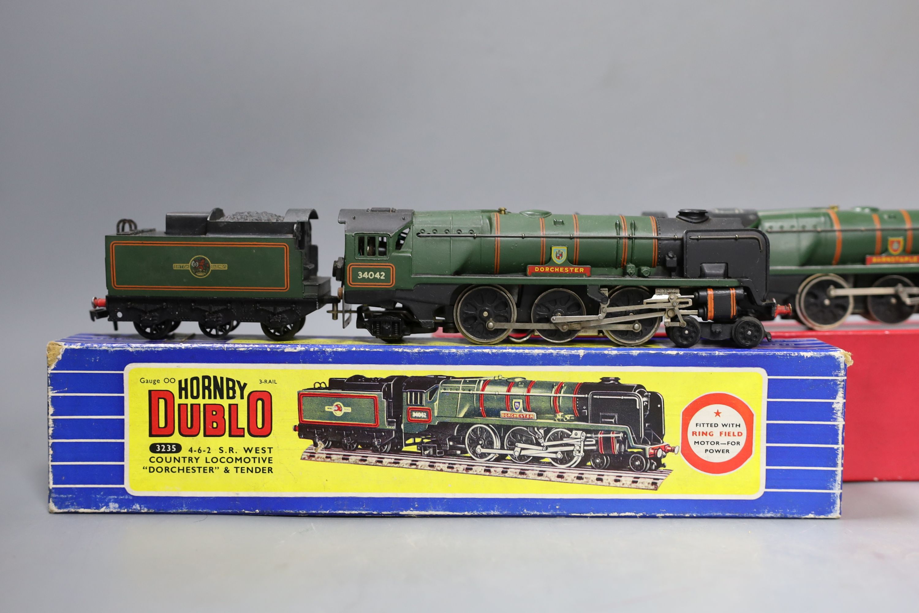 Two Hornby Dublo locomotives and tenders – 3235 4-6-2 S.R. West Country locomotive Dorchester and - Image 3 of 4