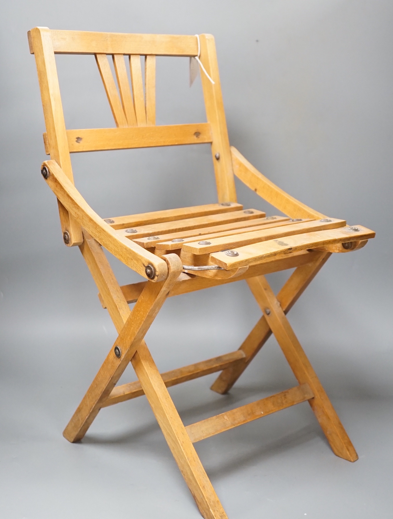 Slatted Beech child's furnishings: table, two stools and chair