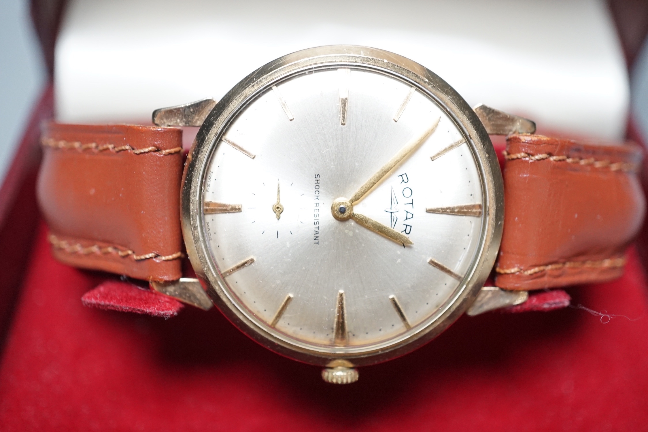 A gentleman's 9ct gold Rotary shock resisting manual wind wrist watch, on a brown leather strap, - Image 2 of 3
