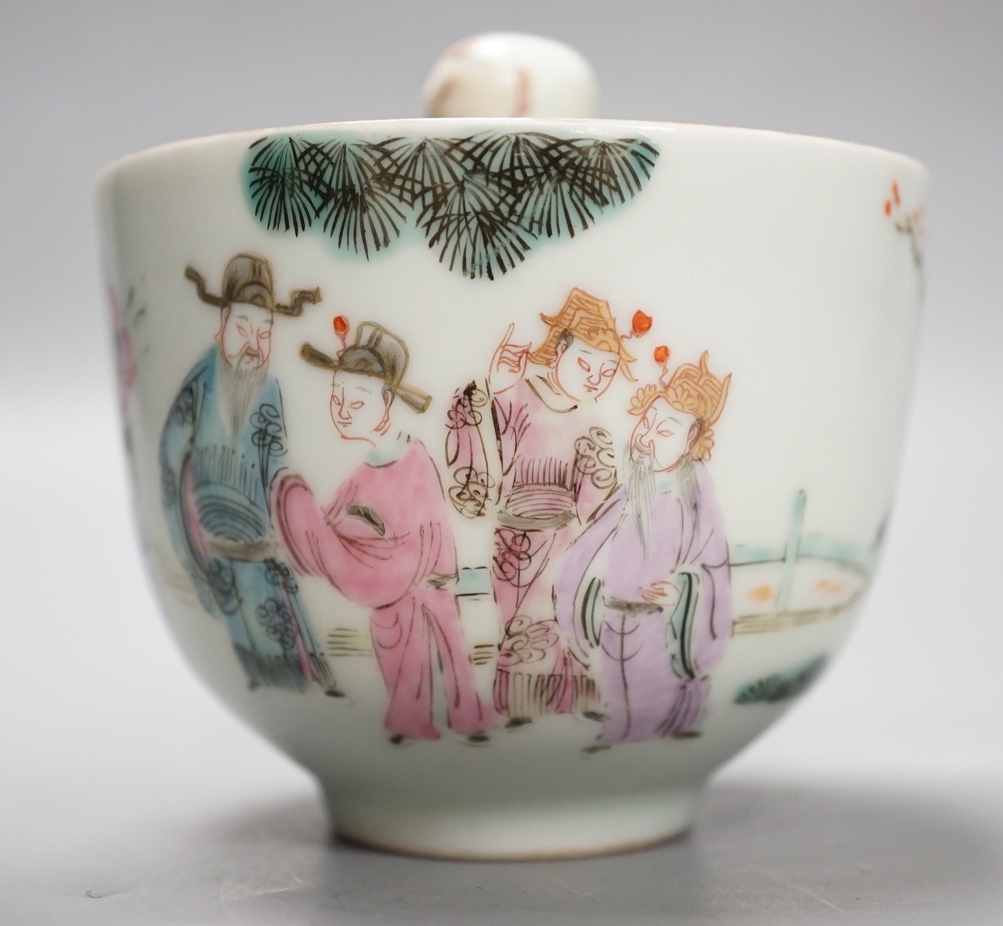 A Chinese famille rose puzzle cup, 8cm high - Image 5 of 7