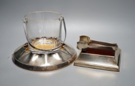 A modern silver mounted glass ice pale and matching tongs, Carrs of Sheffield, 2001, height 12.