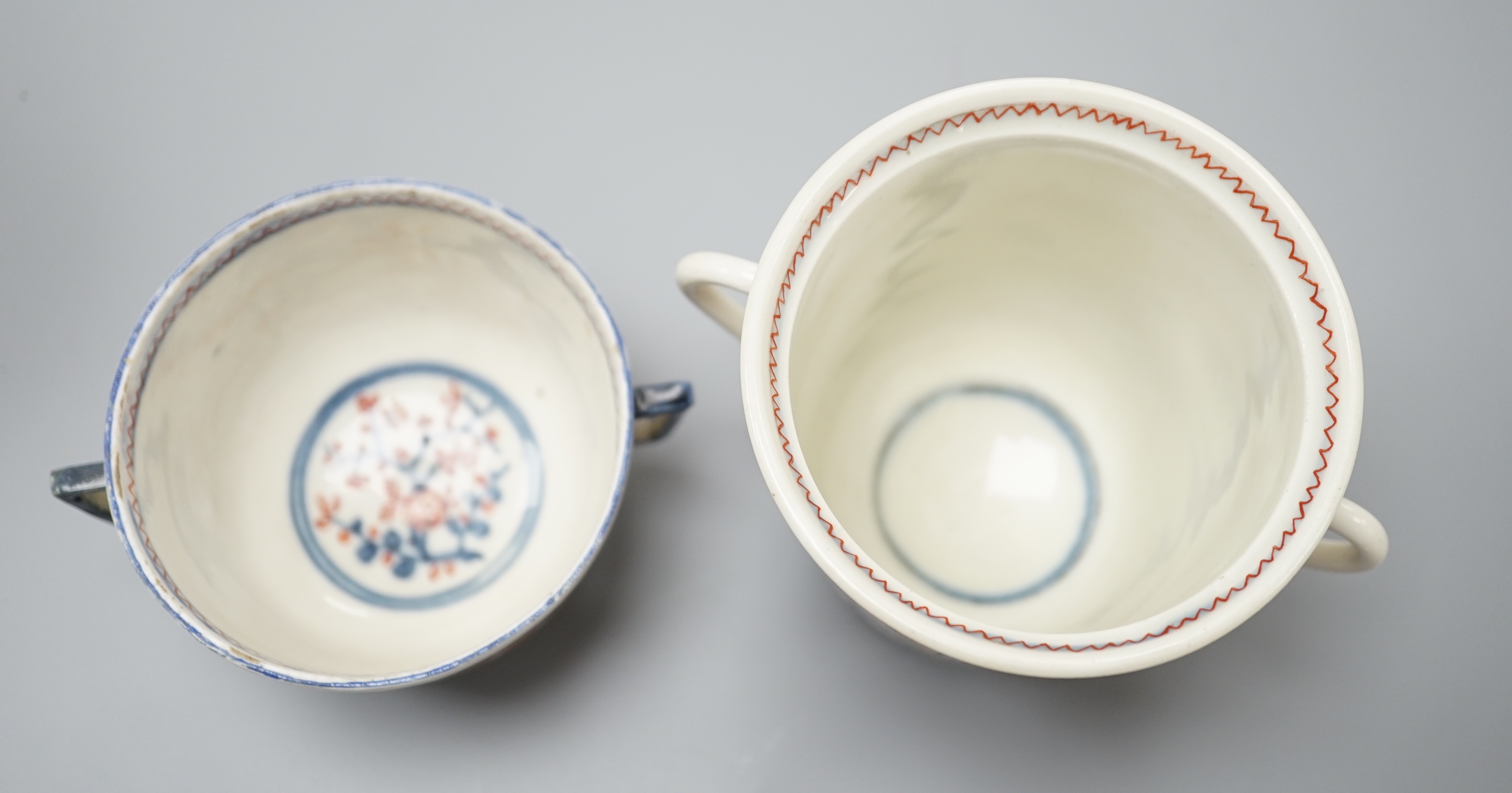 2 Japanese Arita 2 handled cups, Edo period,tallest 9cms high. - Image 2 of 4