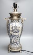 A blue and white chinoiserie and metal-mounted table lamp, 52cm