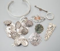 A modern Simon Beer of Lewes open bangle and silver band and assorted sundry jewellery.