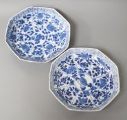 A pair of Chinese blue and white octagonal Vung Tau cargo dishes,13 cms diameter.