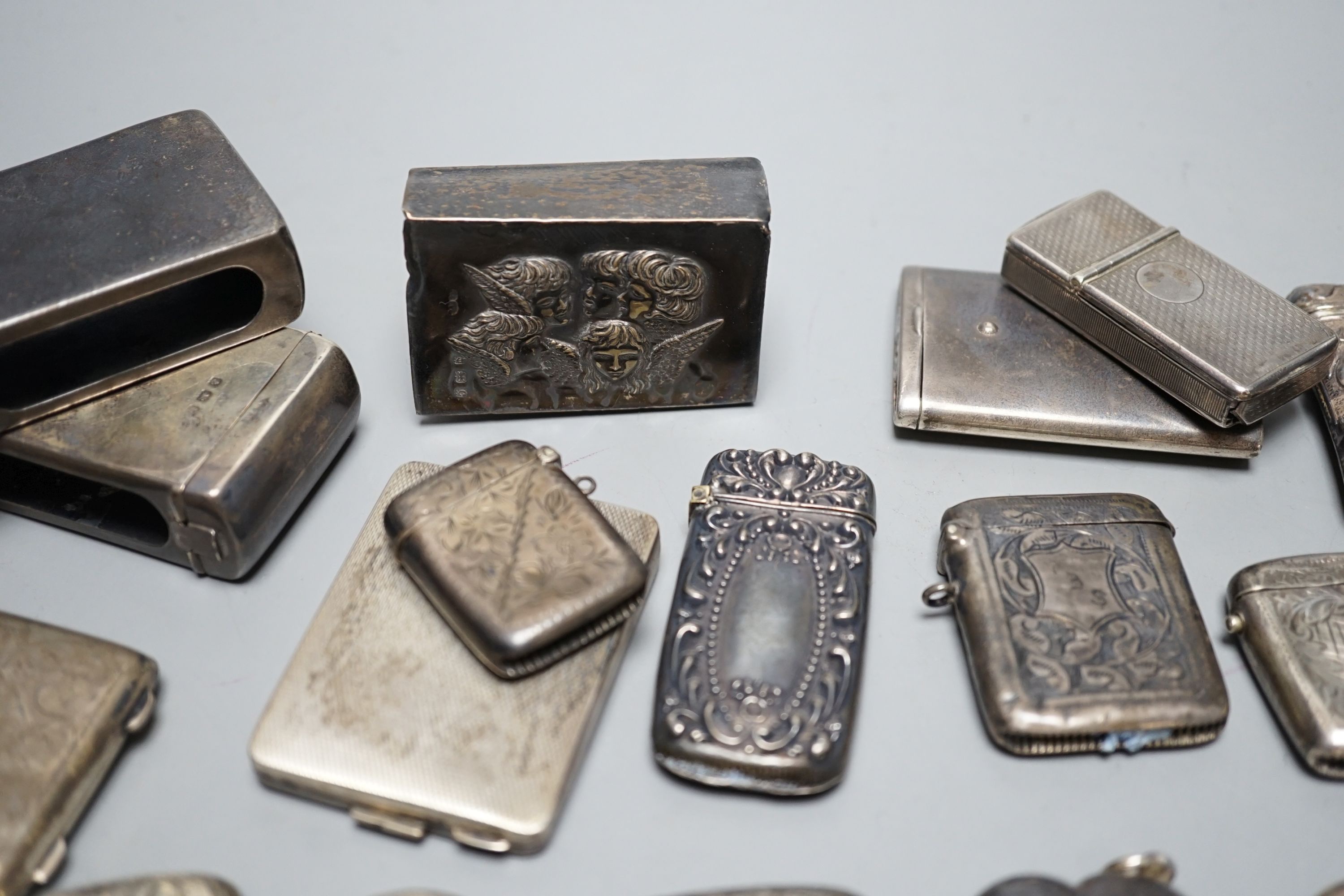 A collection of twenty six assorted mainly early 20th century silver or white metal vesta cases, - Image 4 of 8