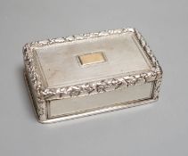 A George IV engine turned silver rectangular snuff box, with yellow metal applique, Charles