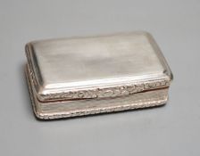 A George IV silver rectangular snuff box, John Shaw, Birmingham, 1820, 62mm.