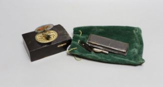 An early 19th century continental automaton music box with winding key - 9.5cm long