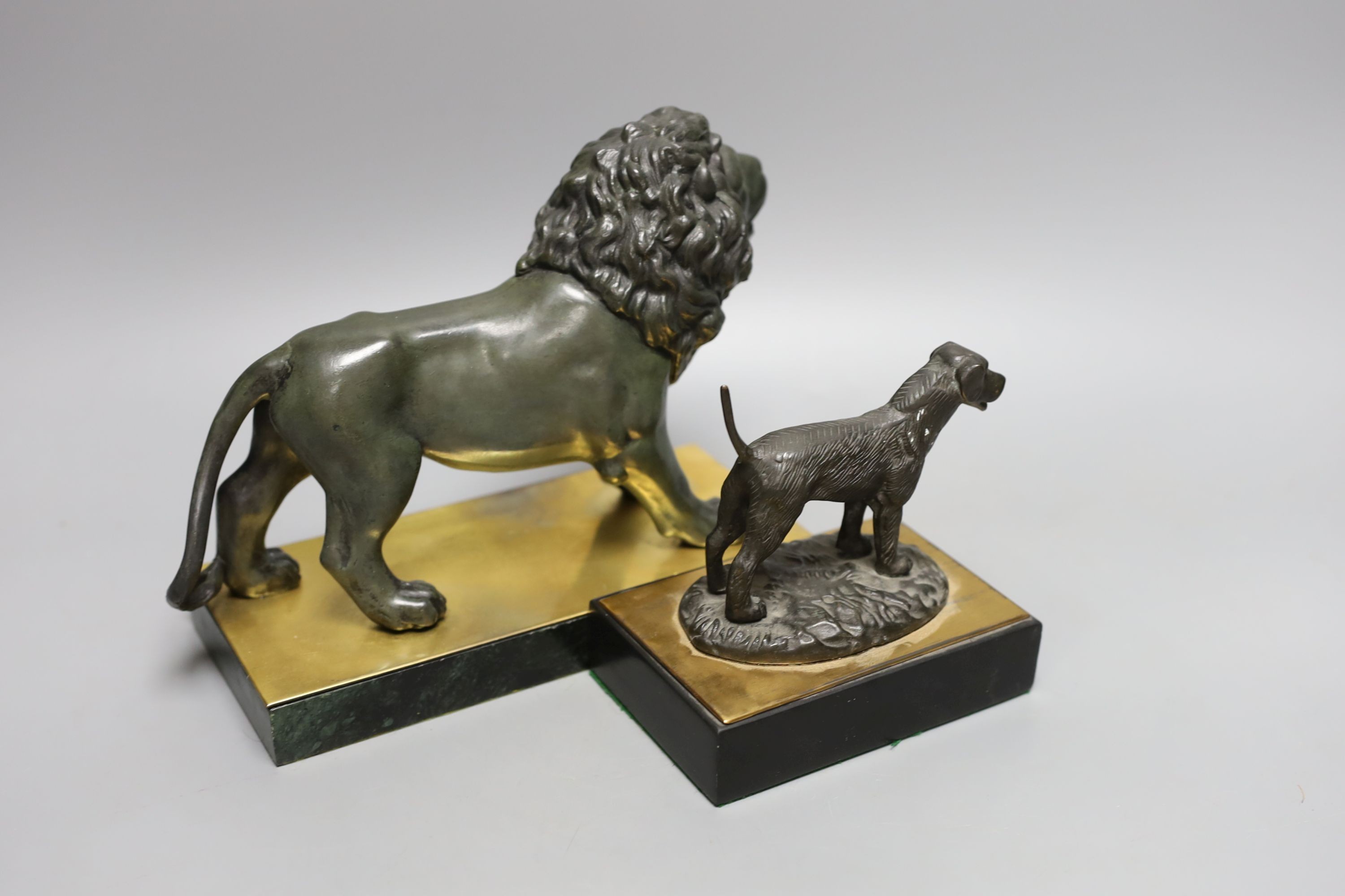 A bronze of a lion on marble base together with a bronze of a sporting dog. Longest 23cm - Image 2 of 2