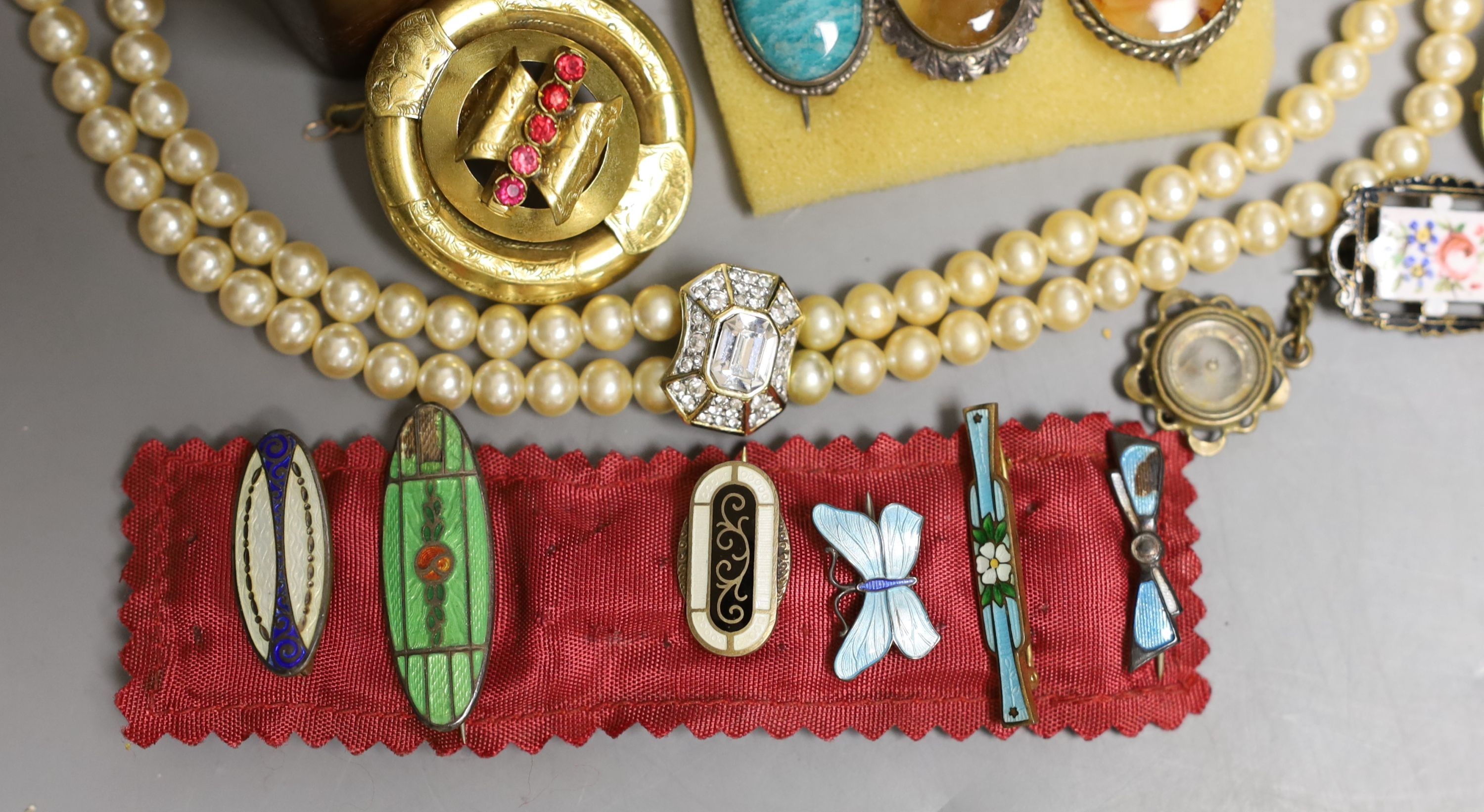 A Victorian pinchbeck and paste set brooch and a group of assorted costume jewellery including - Image 2 of 5