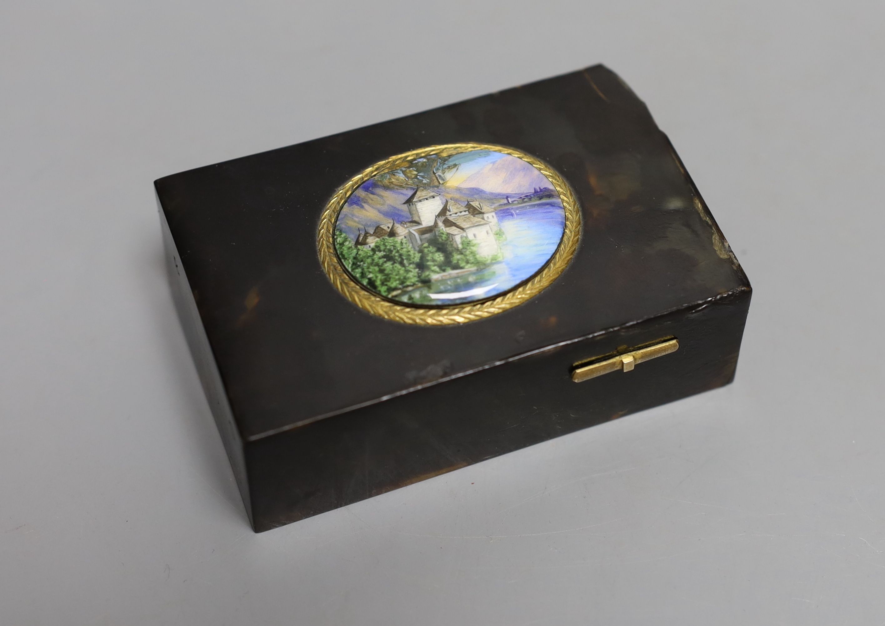 An early 19th century continental automaton music box with winding key - 9.5cm long - Image 4 of 4