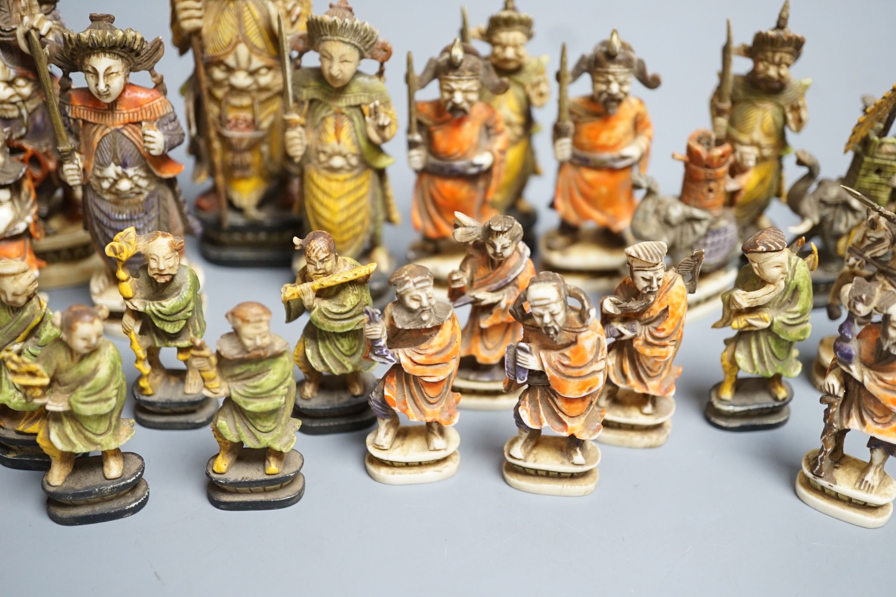 An early 20th century south East Asian stained ivory chess set - Image 4 of 7