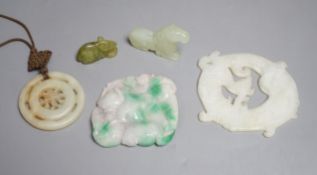 A group of various jade/hardstone carvings