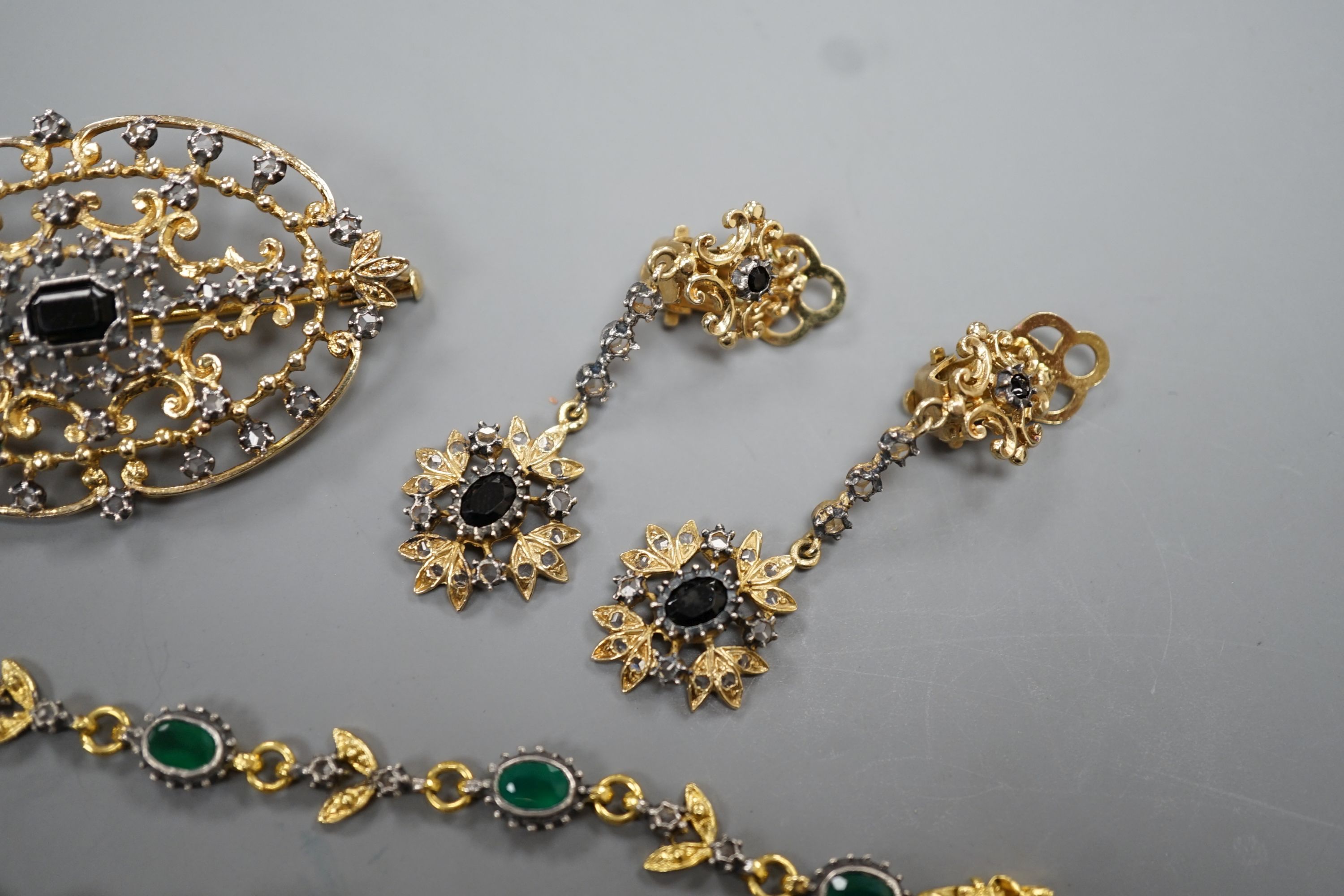 Six items of modern 925 gilt white metal jewellery, including bracelet, ring and pair of earrings., - Image 5 of 5