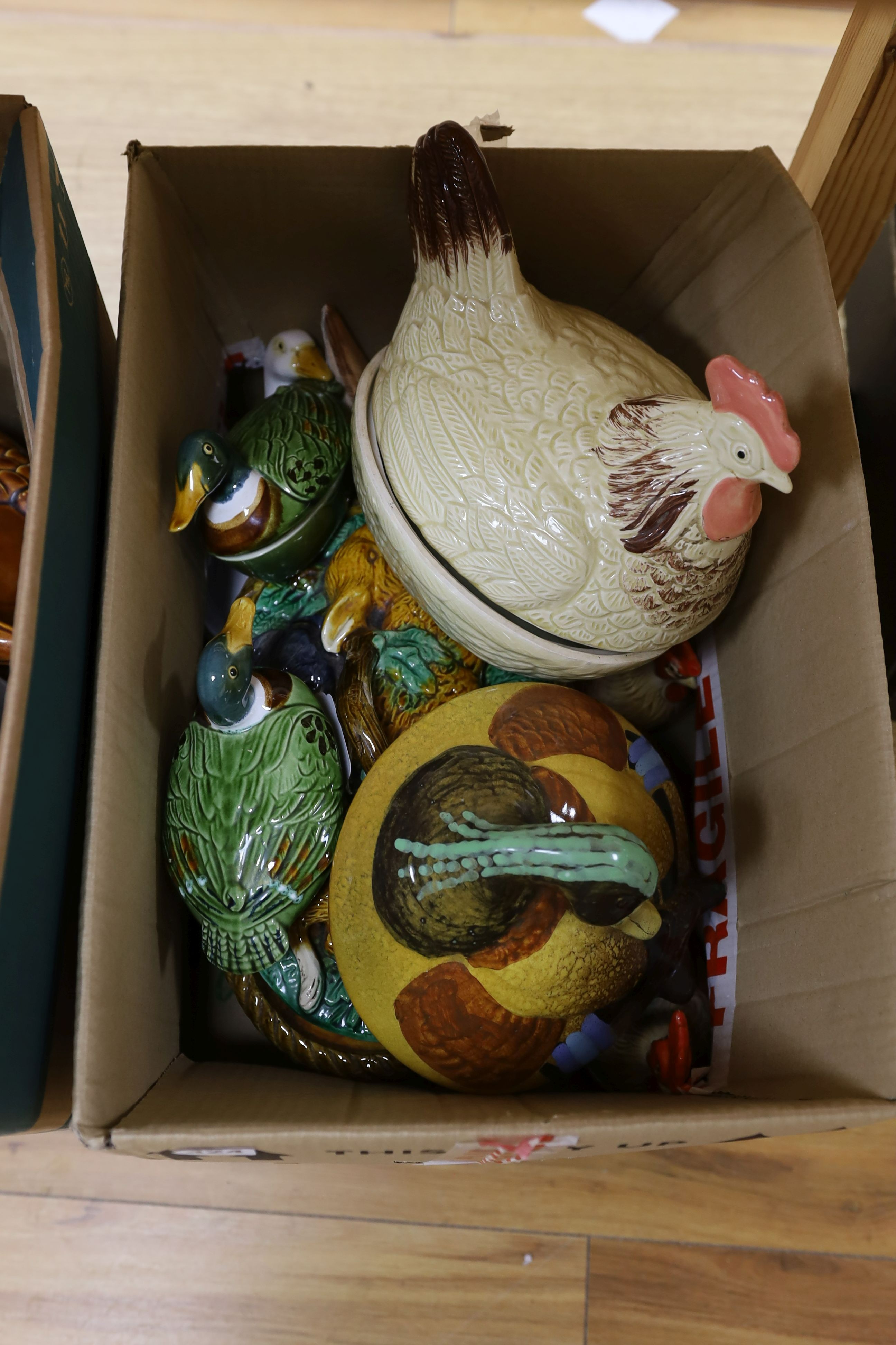 A quantity of ceramic chicken and duck egg baskets (2 boxes) - Image 3 of 3