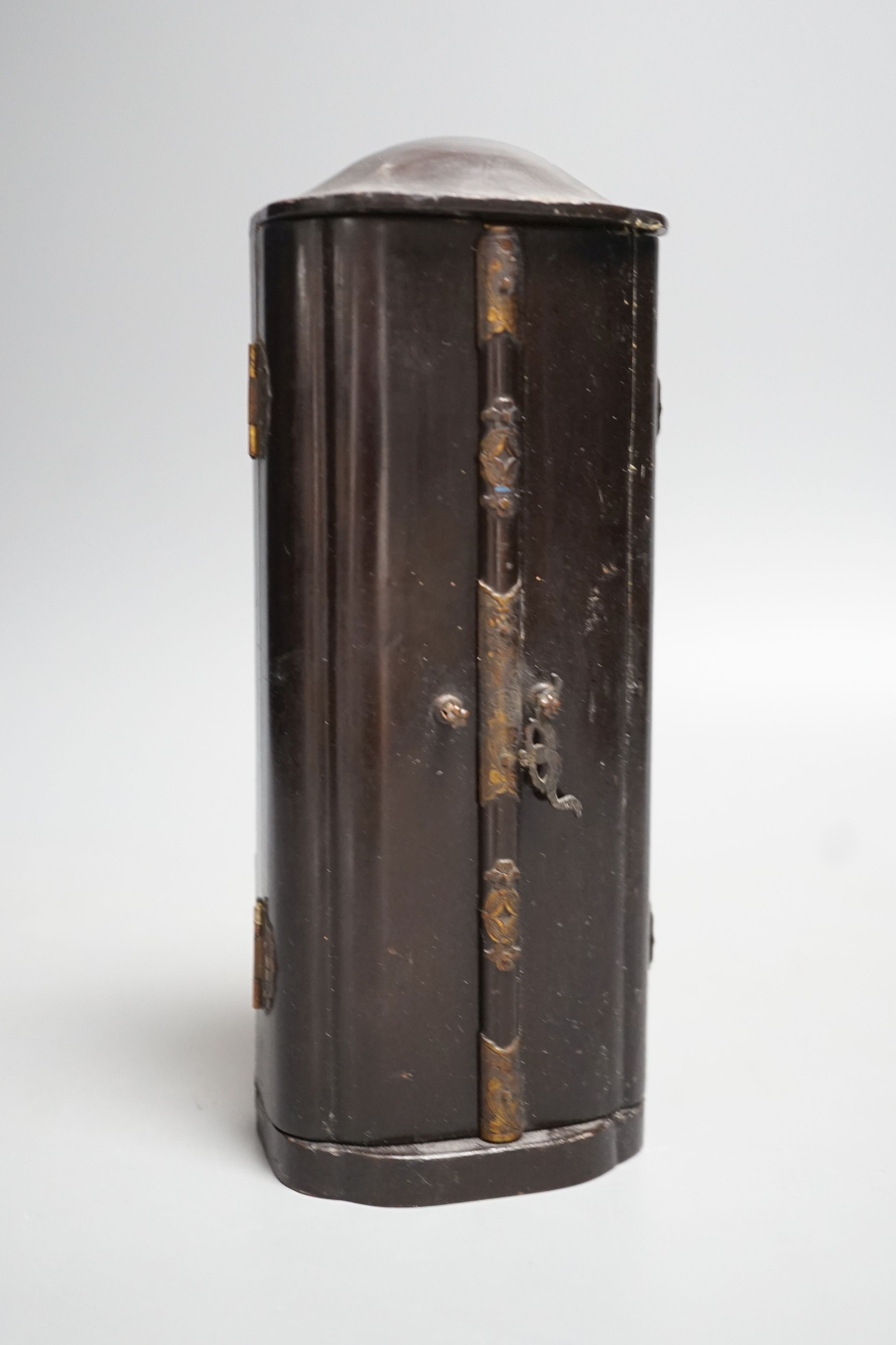 A Japanese lacquer zushi (portable shrine), 19th century 17cm - Image 3 of 3