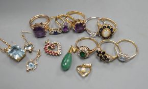 Two 18ct and gem set rings, including amethyst and diamond, size K and sapphire and diamond three