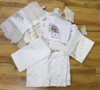 A quantity of linen (1 box)