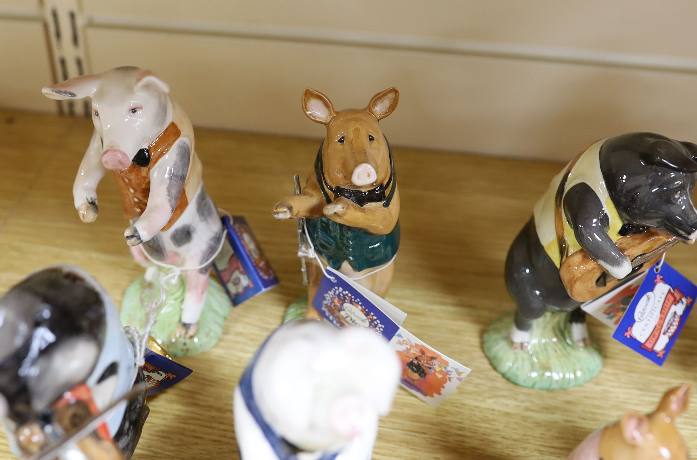 Eighteen Beswick figures, to include the Pig Promenade (10), and English Country Folk (8) - Image 4 of 5