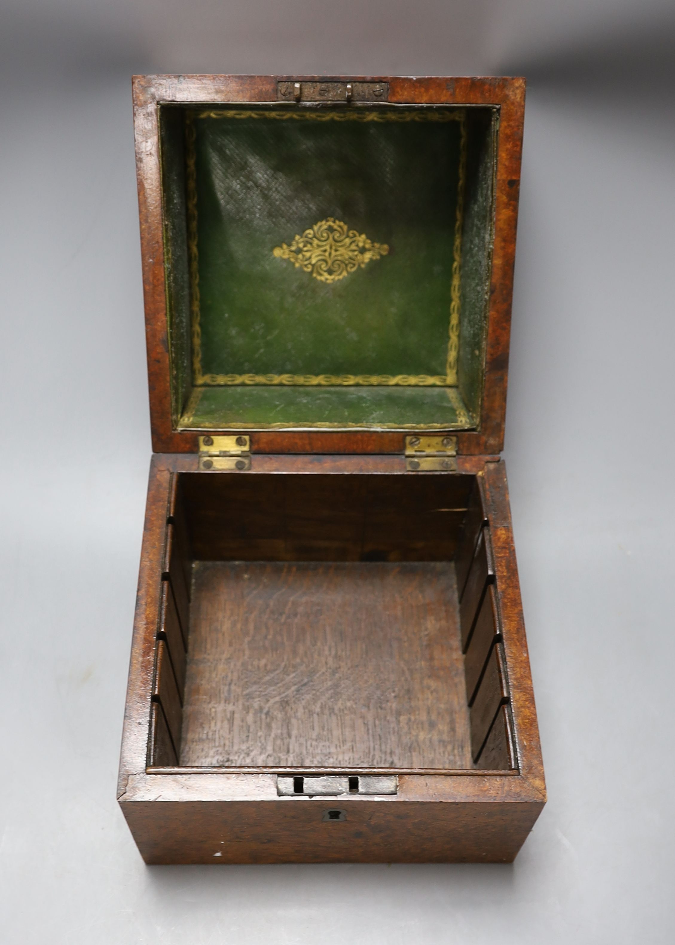 A 19th century amboyna box, 22cm wide - Image 2 of 2