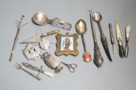 Sundry small silver etc. including a Danish sterling caddy spoon, by Franz Hingelberg, 9.7cm,